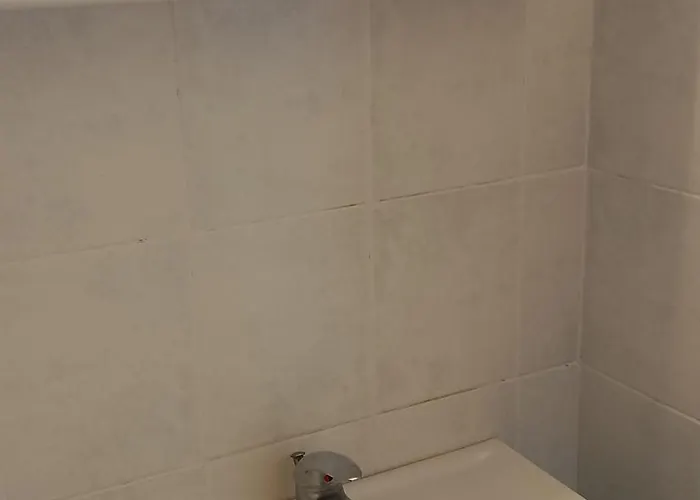 Blue And * Néos Marmarás